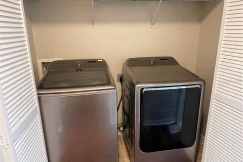 Adosado en alquiler en Orlando, Florida, 2 dormitorios, 99.5 m2 № 1807506 - foto 10