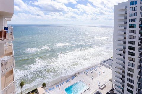 Condo in Daytona Beach, Florida, 3 bedrooms  № 1914928 - photo 10