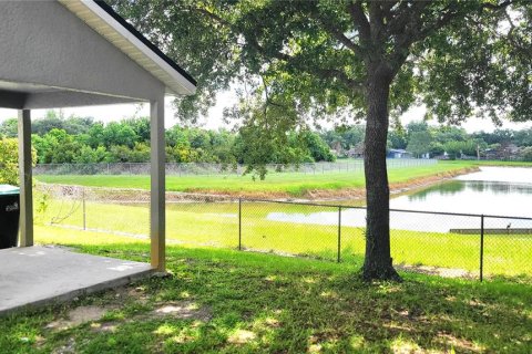 Touwnhouse à vendre à Orlando, Floride: 3 chambres, 114.64 m2 № 2096202 - photo 3