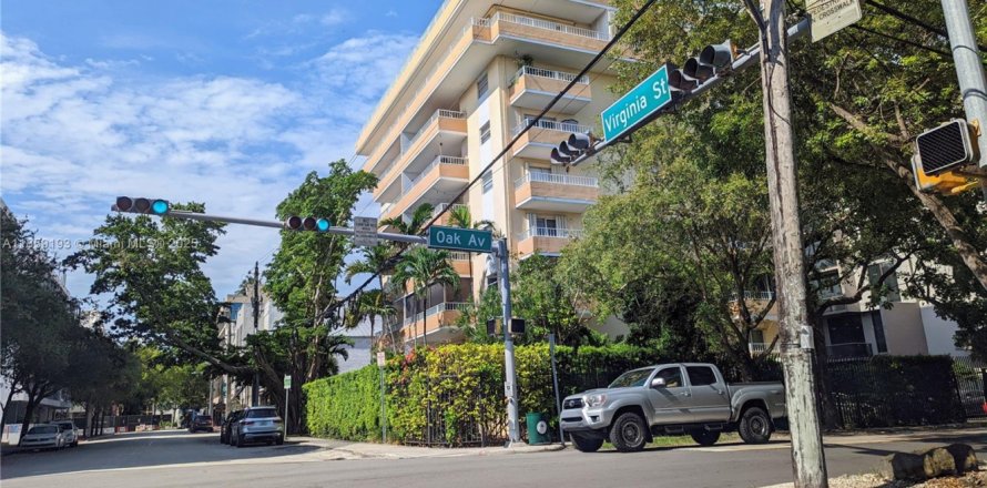 Condominio en Miami, Florida, 1 dormitorio № 2088583