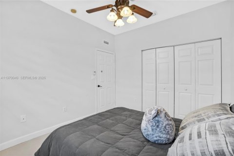 Купить виллу или дом в Хомстед, Флорида 3 спальни, 166.02м2, № 2033999 - фото 17