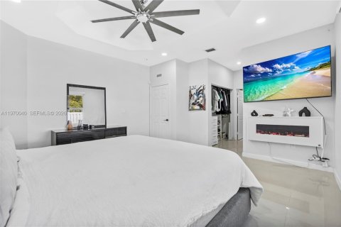 Купить виллу или дом в Хомстед, Флорида 3 спальни, 166.02м2, № 2033999 - фото 13