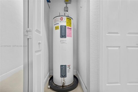 Купить виллу или дом в Хомстед, Флорида 3 спальни, 166.02м2, № 2033999 - фото 21