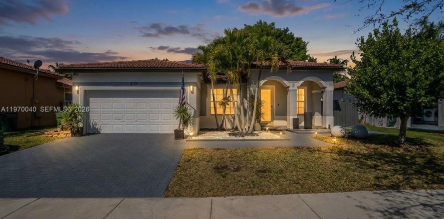 Дом в Хомстед, Флорида 3 спальни, 166.02м2 № 2033999