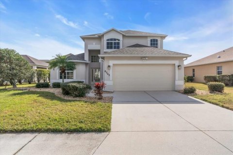 House in Palmetto, Florida 3 bedrooms, 188.96 sq.m. № 1722914 - photo 1