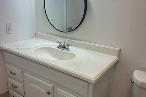 Condominio en venta en Miami, Florida, 1 dormitorio, 78.04 m2 № 1985491 - foto 23