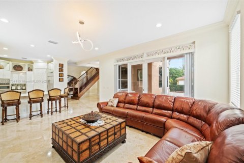 House in Miramar, Florida 6 bedrooms, 349.87 sq.m. № 1847803 - photo 15