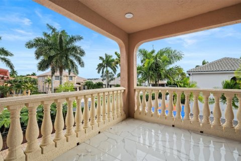 House in Miramar, Florida 6 bedrooms, 349.87 sq.m. № 1847803 - photo 27