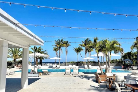 Condo in Key Biscayne, Florida, 2 bedrooms  № 1841311 - photo 4