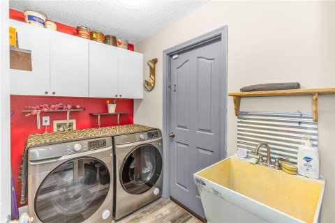 Купить виллу или дом в Дебари, Флорида 7 комнат, 172.24м2, № 2150210 - фото 23