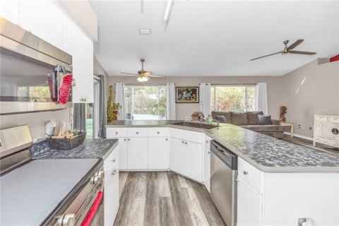 Купить виллу или дом в Дебари, Флорида 7 комнат, 172.24м2, № 2150210 - фото 9