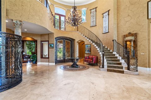 House in North Palm Beach, Florida 5 bedrooms, 637.96 sq.m. № 2257332 - photo 20