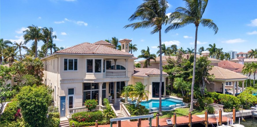 House in North Palm Beach, Florida 5 bedrooms, 637.96 sq.m. № 2257332