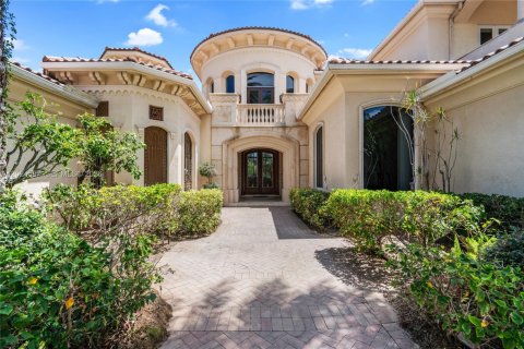 House in North Palm Beach, Florida 5 bedrooms, 637.96 sq.m. № 2257332 - photo 11