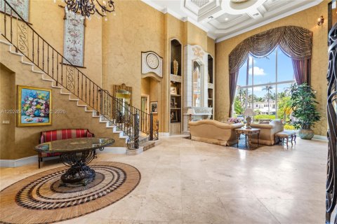 House in North Palm Beach, Florida 5 bedrooms, 637.96 sq.m. № 2257332 - photo 15