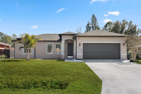 House in North Port, Florida 3 bedrooms, 120.22 sq.m. № 2210312