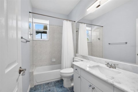 Villa ou maison à vendre à North Port, Floride: 3 chambres, 120.22 m2 № 2210312 - photo 19