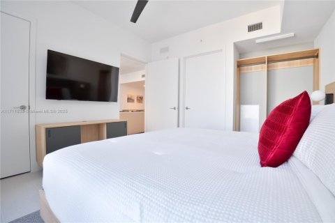Condominio en venta en Miami, Florida, 1 dormitorio, 63.08 m2 № 1465601 - foto 12