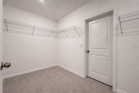 Casa en alquiler en Wesley Chapel, Florida, 5 dormitorios, 307.79 m2 № 2166297 - foto 11