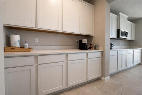 Casa en alquiler en Wesley Chapel, Florida, 5 dormitorios, 307.79 m2 № 2166297 - foto 7