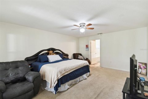 House in Kissimmee, Florida 3 bedrooms, 188.87 sq.m. № 1565855 - photo 21