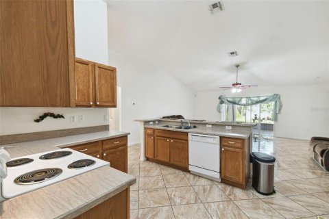House in Kissimmee, Florida 3 bedrooms, 188.87 sq.m. № 1565855 - photo 10