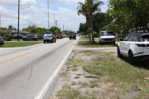 House in West Park, Florida 3 bedrooms, 128.95 sq.m. № 1791103 - photo 7