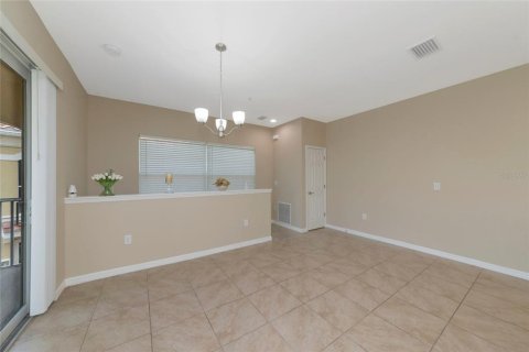Townhouse in Osprey, Florida 2 bedrooms, 105.44 sq.m. № 2212938 - photo 5