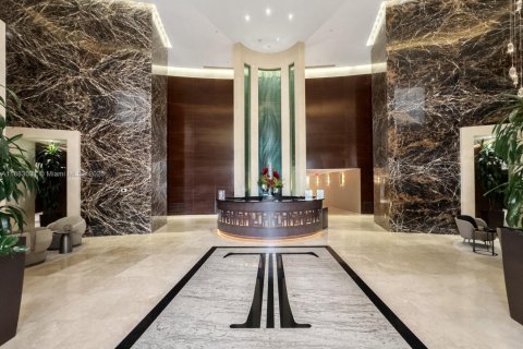 Condo in Sunny Isles Beach, Florida, 3 bedrooms  № 1942165 - photo 2