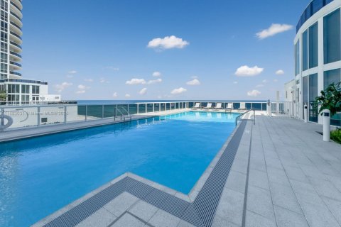 Condo in Sunny Isles Beach, Florida, 3 bedrooms  № 1942165 - photo 27
