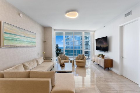 Condo in Sunny Isles Beach, Florida, 3 bedrooms  № 1942165 - photo 4