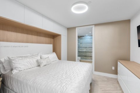 Condo in Sunny Isles Beach, Florida, 3 bedrooms  № 1942165 - photo 8