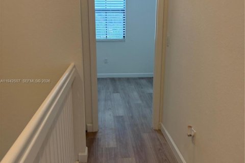 Adosado en alquiler en Homestead, Florida, 3 dormitorios, 129.41 m2 № 1999978 - foto 30