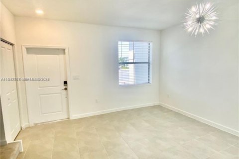 Touwnhouse à louer à Homestead, Floride: 3 chambres, 129.41 m2 № 1999978 - photo 17