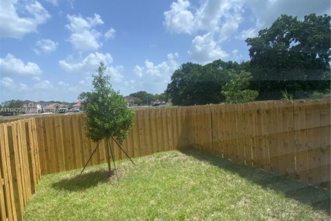 Touwnhouse à louer à Homestead, Floride: 3 chambres, 129.41 m2 № 1999978 - photo 21