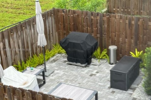 Touwnhouse à louer à Homestead, Floride: 3 chambres, 129.41 m2 № 1999978 - photo 27