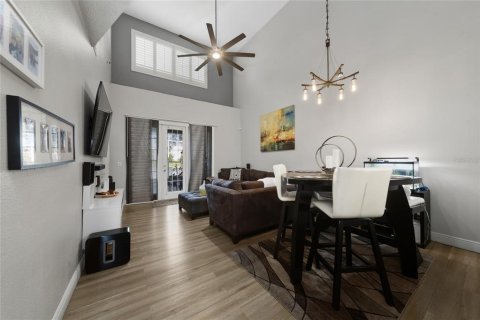 Touwnhouse à vendre à Orlando, Floride: 3 chambres, 143.35 m2 № 2377965 - photo 7