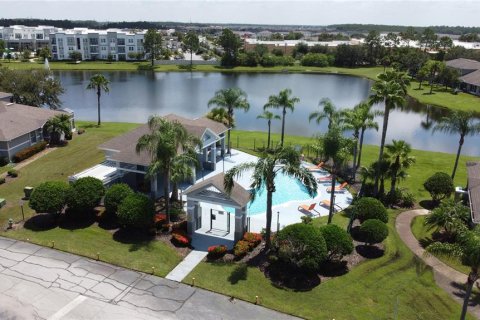 Touwnhouse à vendre à Orlando, Floride: 3 chambres, 143.35 m2 № 2377965 - photo 30