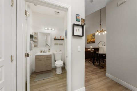 Touwnhouse à vendre à Orlando, Floride: 3 chambres, 143.35 m2 № 2377965 - photo 6