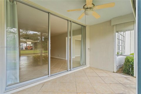 Copropriété à vendre à Pompano Beach, Floride: 3 chambres, 139.35 m2 № 1999148 - photo 12