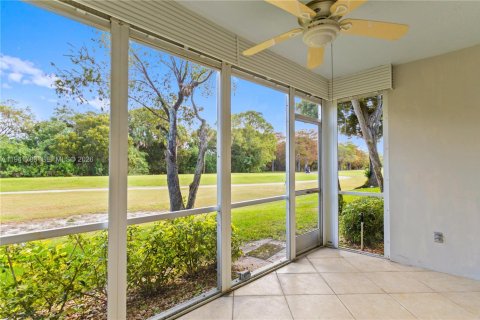 Copropriété à vendre à Pompano Beach, Floride: 3 chambres, 139.35 m2 № 1999148 - photo 10