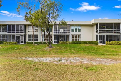 Copropriété à vendre à Pompano Beach, Floride: 3 chambres, 139.35 m2 № 1999148 - photo 14