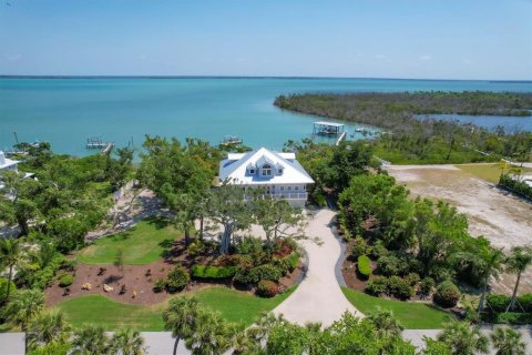 Villa ou maison à vendre à Boca Grande, Floride: 4 chambres, 327.85 m2 № 2408814 - photo 4