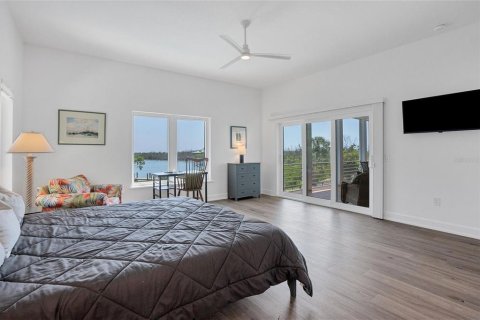 Villa ou maison à vendre à Boca Grande, Floride: 4 chambres, 327.85 m2 № 2408814 - photo 18
