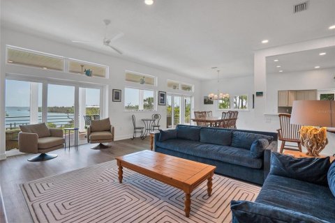Villa ou maison à vendre à Boca Grande, Floride: 4 chambres, 327.85 m2 № 2408814 - photo 10