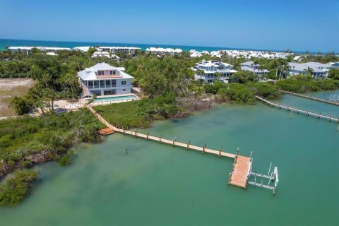 Villa ou maison à Boca Grande, Floride 4 chambres, 327.85 m2 № 2408814