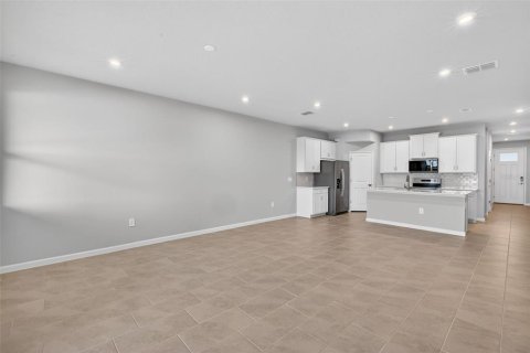 Townhouse in Parrish, Florida 3 bedrooms, 157.1 sq.m. № 2393484 - photo 6