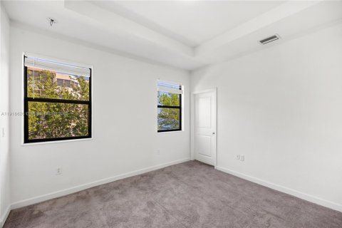 Купить таунхаус в Майами, Флорида 3 спальни, 128.02м2, № 1973274 - фото 8