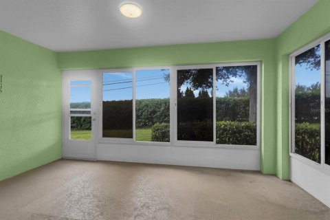 House in Clermont, Florida 2 bedrooms, 126.63 sq.m. № 2121788 - photo 7