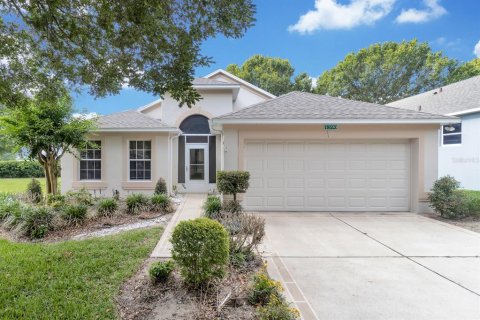 Casa en Clermont, Florida 2 dormitorios, 126.63 m2 № 2121788